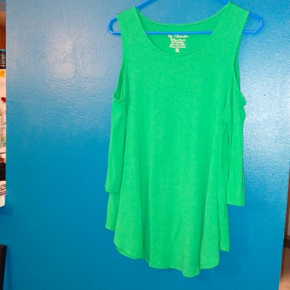 Chico's cold shoulder tunic, emerald green. Chico's size 1/ medium